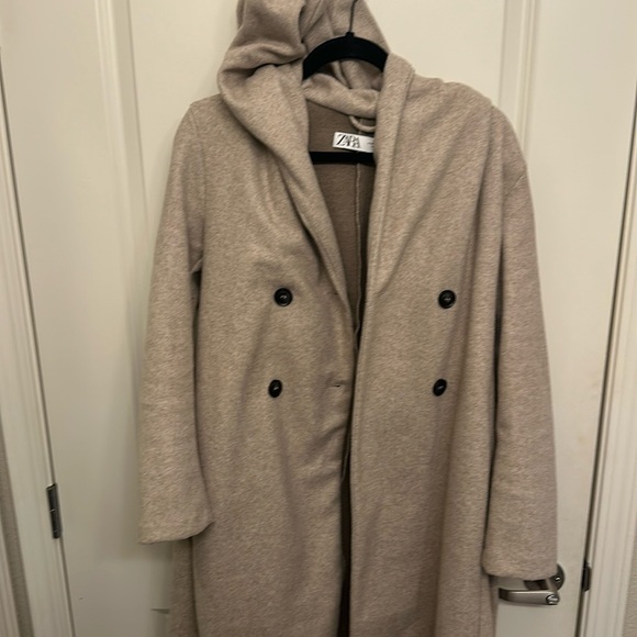 Brand new Zara Jacket worn once - Picture 1 of 3
